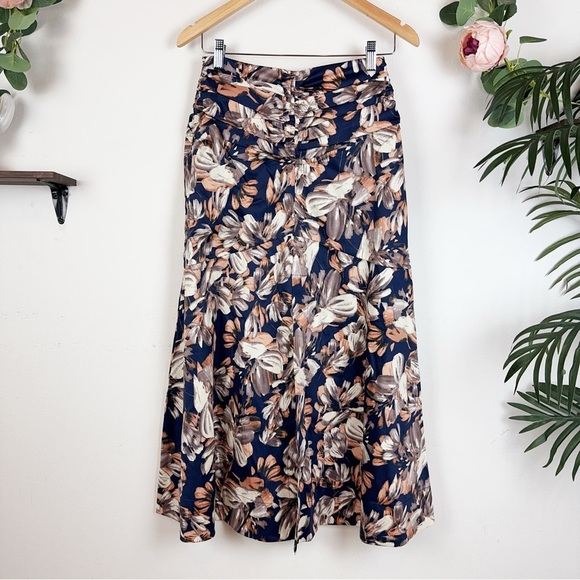 En Saison NWT Abella Midi Skirt in Navy Blush Size Small - Picture 3 of 7